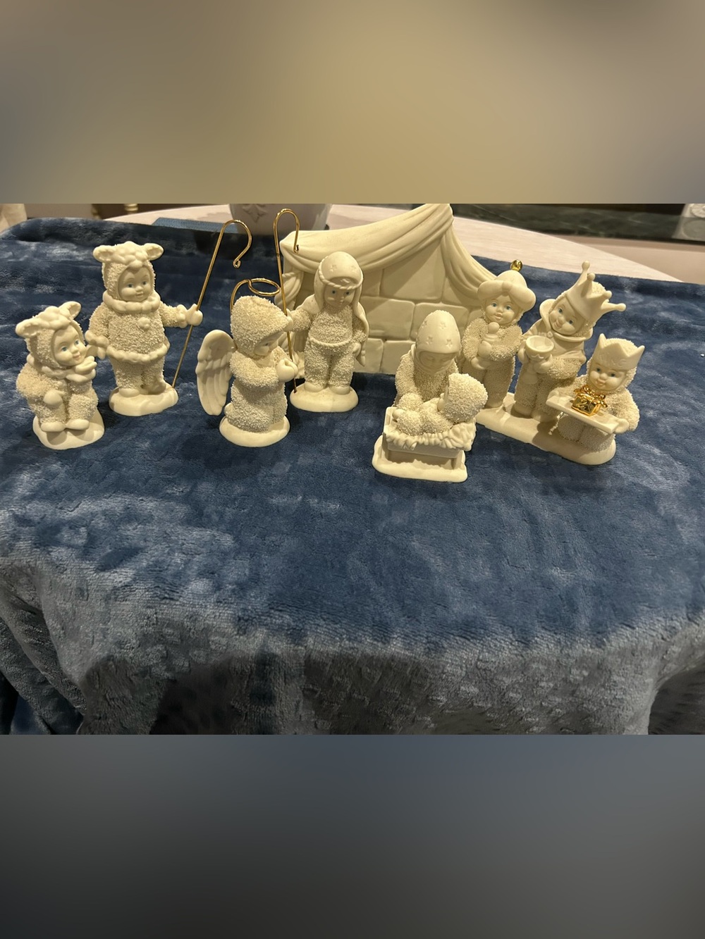 The Christmas Pageant Snow babies
